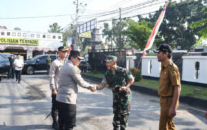 Jalin Sinergisitas, Danrem 081/DSJ Sambut Kedatangan Kapolda Jatim di Kota Madiun