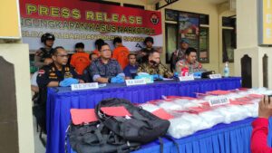 Kapolres Sanggau Pimpin Tim Gabungan Menggagalkan Peredaran 19.945,12 Kilogram Narkoba