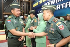Wakasad Terima Laporan Korps Kenaikan Pangkat 10 Pati TNI AD