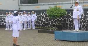 Rumkital Dr. Midiyato Suratani Laksanakan Upacara Dalam Rangka Memperingati HUT Ke-78 TNI AL Tahun 2023