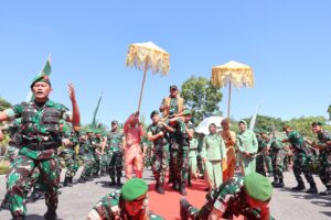 Kunjungi Brigif 19/KH, Pangdam XII/Tpr Minta Prajurit Serta Persit Selalu Kompak dan Guyub