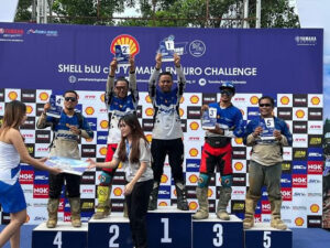 Komunitas HUTAN Tim Baru Yang Membanggakan Diajang Shell bLU cRU Yamaha Enduro challenge WR 155R seri 2