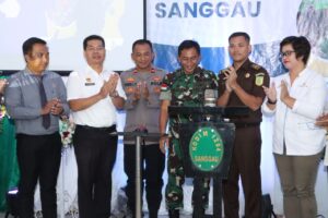 Dandim 1204 / Sanggau Launching Ternak Sapi SMK PDN.