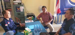 H John Hendri Kembalikan Berkas Formulir Bacalon Wabup Sanggau Ke Sekertariat DPC Partai Nasdem Sanggau.
