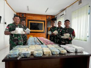 Satgas Pamtas Yonkav 12/Beruang Cakti Amankan 35,9 Kilo Sabu dan 35 Ribu Ekstasi