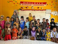 Peringatan Hari Sumpah Pemuda, TK Kartika XVIII -11 Sanggau Adakan Fashion Show Pakaian Adat