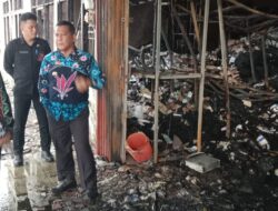 Pj Bupati Sanggau Tinjau Sisa Sisa Kebakaran Gedung Instalasi Farmasi Dinas Kesehatan