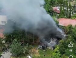 Di siang Bolong Tiga Rumah Mess Ludes Terbakar, Ini Penyebabnya