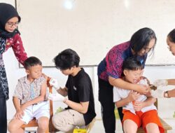 Dinkes Sanggau Laksanakan Suntik BIAS Ke Sekolah SD