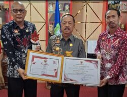 Atas Prestasi Bupati, Pemda Sanggau Peroleh Dua Penghargaan