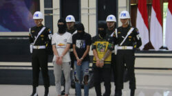 21,9 Kg Sabu Diamankan Satgas Pamtas, Tiga Pelaku Diserahkan ke BNNP Kalbar Oleh Pangdam XII/ Tanjungpura