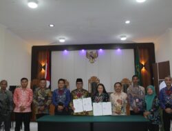 Bawaslu Sanggau dan Pengadilan Agama Teken MoU Perkuat Pengawasan Partisipatif Pemilu