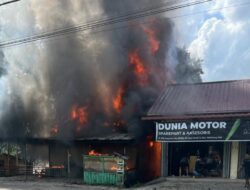 Rumah Warga di Sungai Ayak Dua Sekadau Terbakar, Diduga Akibat Korsleting Listrik