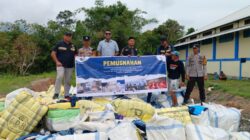 Bea Cukai Entikong Ganyang Balepress Ilegal, 500 Bale Dimusnahkan