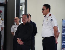 Anggota Komisi XIII DPR RI Tinjau Pelayanan dan Program Strategis Imigrasi Sanggau