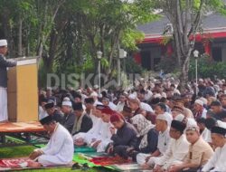 Ribuan Umat Muslim Sanggau Padati Shalat Idulfitri 1447 H di Halaman Kantor Pemda