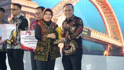 Pemprov Kalbar Raih Dua Apresiasi Pemerintah Pusat, Dapat Rp1,5 Miliar dan 300 Bedah Rumah