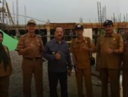 Bupati Yohanes Ontot Pantau Pembangunan Rumah Betang di Sekayam, Tekankan Pelestarian Budaya Dayak